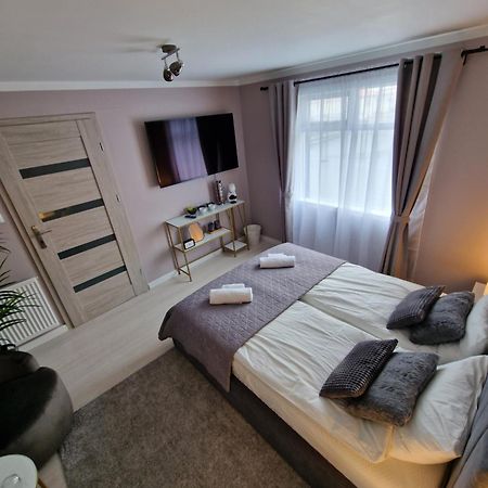 R&J Guesthouse Room Grindavík Kültér fotó